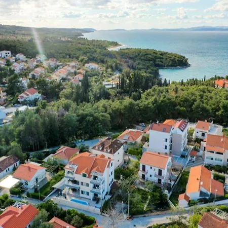 Supe Apartman Supetar
